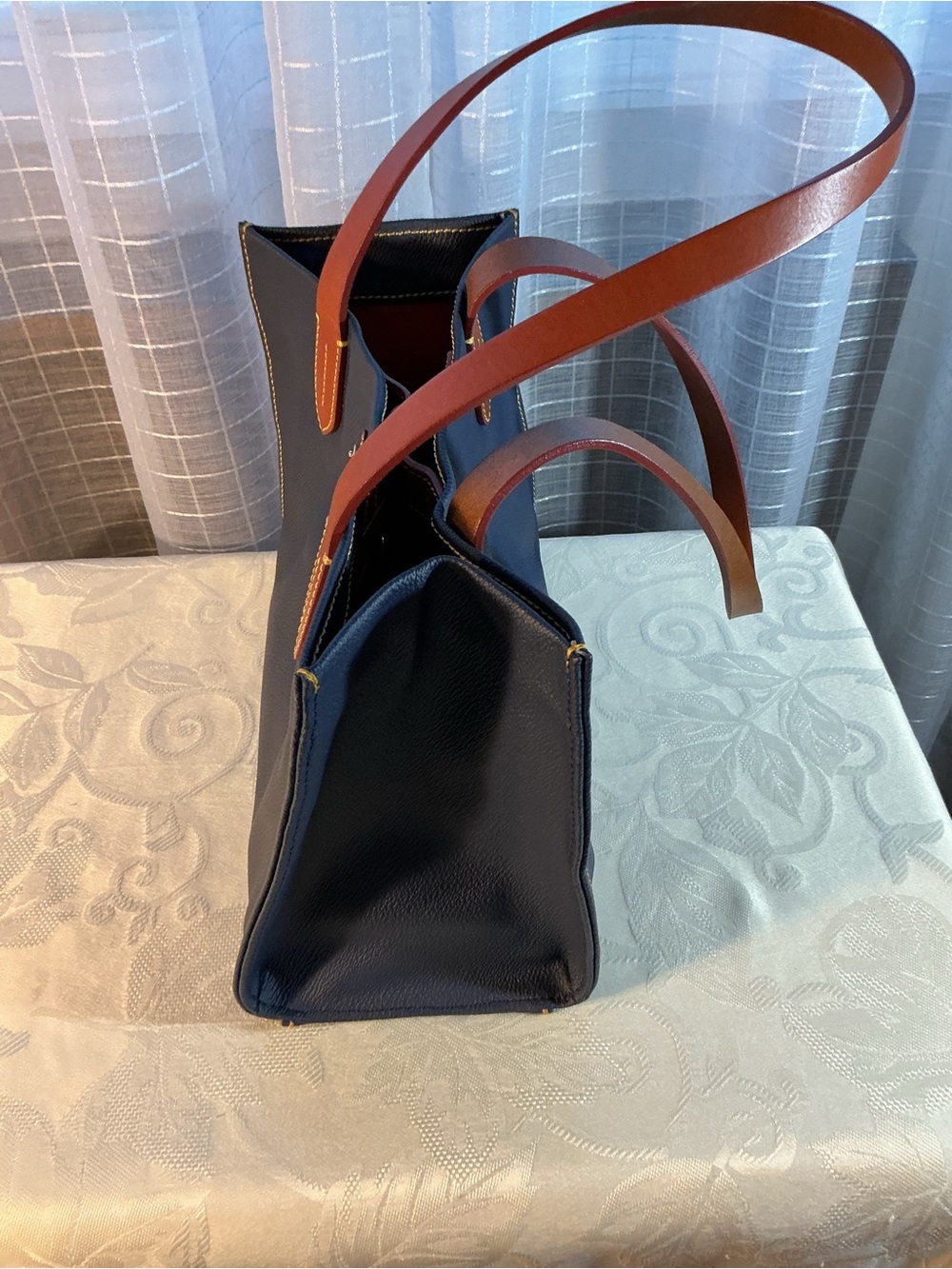 Dooney & Bourke Navy Blue Pebble Grain Leather Tote Bag with Tan Leather Trim - Picture 2 of 5